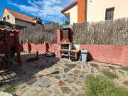 Casa en venta en Cervelló. Bonita casa con piscina. Casas.