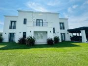 CASA EN VENTA EN PERGAMINO CON PILETA