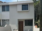 CASA EN VENTA EN CHAPALITA INN, AV. GUADALUPE