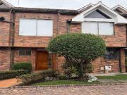 Casa en venta en Chía – Espaciosa, segura y con zona...