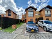 Casa En Venta En Chia V73306
