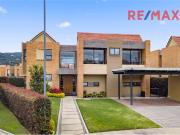 Casa En Venta En Chia V92197