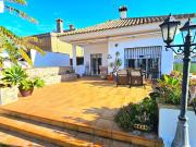 Casa en venta en Chipiona, La Laguna. CASA CON TERRENO...