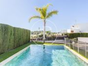 Casa en venta en Chiva, El Bosque. Chalet independiente...