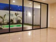 CASA EN VENTA EN CHOLUL DENTRO DE PRIVADA