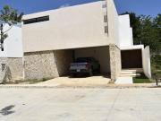 Casa en Venta en Cholul en Privada Residencial, al norte...