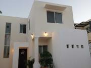 CASA EN VENTA EN CHUBURNA MERIDA, AMOBLADA Y EQUIPADA