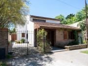 Casa en VENTA en City Bell 3 dormitorios