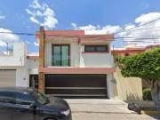 CASA EN VENTA EN CIUDAD DEL VALLE