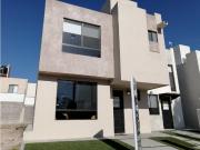 CASA EN VENTA EN CIUDAD MESETA QUERETARO GAA