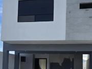 Casa en venta en Ciudad Mirasierra, Saltillo, Coahuila...