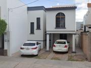 Casa en venta en Ciudad. Obregón, Sonora Calle París,...