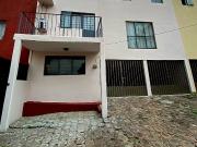 CASA EN VENTA EN CIUDAD SATELITE EN CALLE CERRADA
