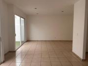 Casa en VENTA en Claustros del Campestre con vigilancia...