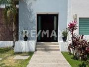 CASA EN VENTA EN CLAUSTROS DEL PARQUE LA JOYA CASA EN VENTA EN CLAUSTROS DEL PARQUE LA JOYA