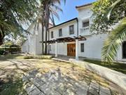 Casa en venta en Club Country Highland Park 7 ambientes... Casa en venta en Club Country Highland Park 7 ambientes...