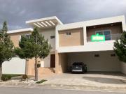 Casa en VENTA EN CLUB DE GOLF