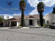CASA EN VENTA EN CLUB DE GOLF PACHUCA