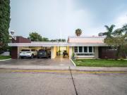 CASA EN VENTA EN CLUB DE GOLF SANTA ANITA