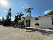 CASA EN VENTA EN CLUB DE GOLF SANTA ANITA, TLAJOMULCO DE...