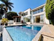 CASA EN VENTA EN CLUB DE GOLF TABACHINES CON AMPLIOS...