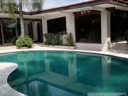 Casa en Venta en Club de Golf Tabachines, Cuernavaca...