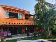 Casa en venta en Club de Golf, Zihuatanejo de Azueta,...