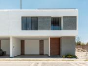 Casa en Venta en Cluster Del Ángel, con acabados de lujo