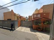Casa en Venta en Coapa, en Remate Bancario con Gran...