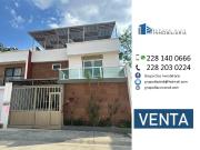 Casa en venta en Coatepec Centro, Coatepec, Veracruz de...