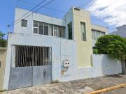 Casa en Venta en Coatzacoalcos Centro con Amplio Terreno