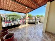 CASA EN VENTA EN COL. CARMEN SERDAN