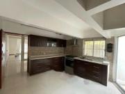 Casa en venta en Col. Nueva, cerca del estadio de...