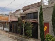 Casa en venta en col. Prados de Tule, col. Prados de...