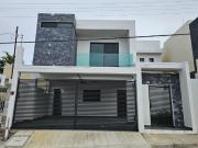 Casa en Venta en Col. Primavera, Tampico, Tamaulipas