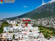 Casa en VENTA en Col. Privada de 4 niveles con vista a...