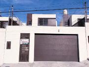 CASA EN VENTA EN COL PUERTA DEL SOL CERCA DE CETYS...