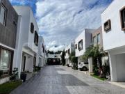 CASA EN VENTA EN COL. RINCON DE LA SIERRA II EN MONTERREY