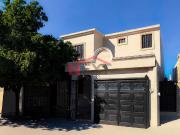 CASA EN VENTA EN COL. SANTA FE