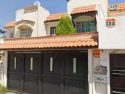 CASA EN VENTA EN COL. SOLEDAD DE GRACIANO, SAN LUIS...