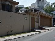 CASA EN VENTA EN COL. VISTA HERMOSA MONTERREY