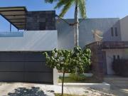CASA EN VENTA EN COLIMA