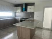 Casa en venta de cinco recámaras, en Colinas de...