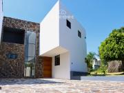 CASA EN VENTA EN COLINAS DE SANTA ANITA, TLAJOMULCO DE...