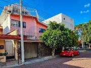 CASA EN VENTA EN COLINAS DEL CIMATARIO, IDEAL PARA OFICINAS