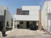 Casa en Venta en Colinas del Huajuco, Monterrey, Nuevo León