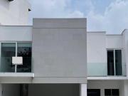 CASA EN VENTA EN COLINAS DEL VALLE