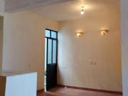 CASA EN VENTA EN COLONIA ALTAVISTA A DOS CUADRAS DE AV....