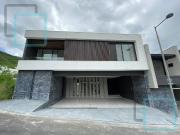 CASA EN VENTA EN COLONIA CASTAÑOS DEL VERGEL ZONA...