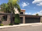 Casa en venta en colonia Del Valle. Cd. Obregón Sonora